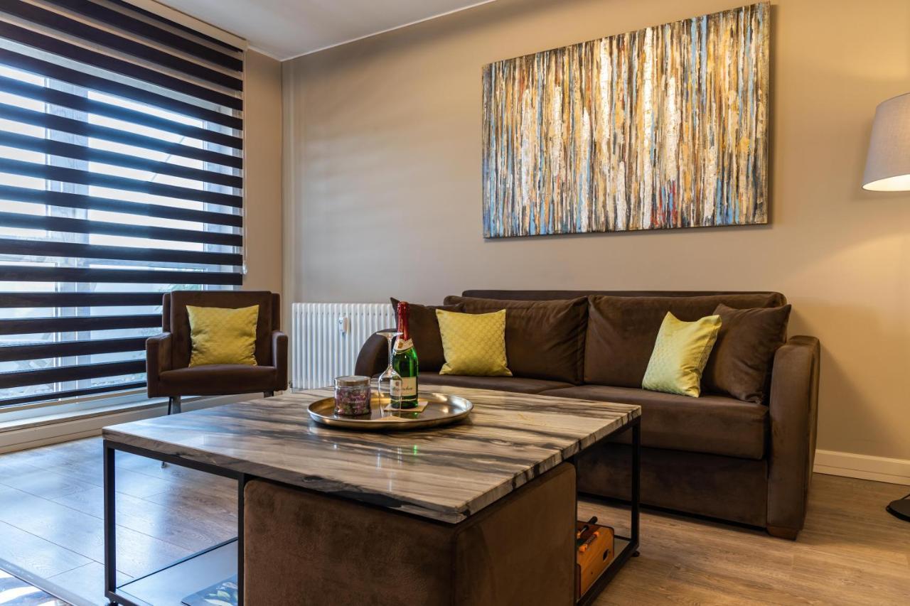 Deluxe Apartment Mit Tiefgarage In Naehe Messe-Bmw-Porsche-Dhl-Flughafen-Flugzeugwerk Der Deutsche Aircraft Leipzig Extérieur photo